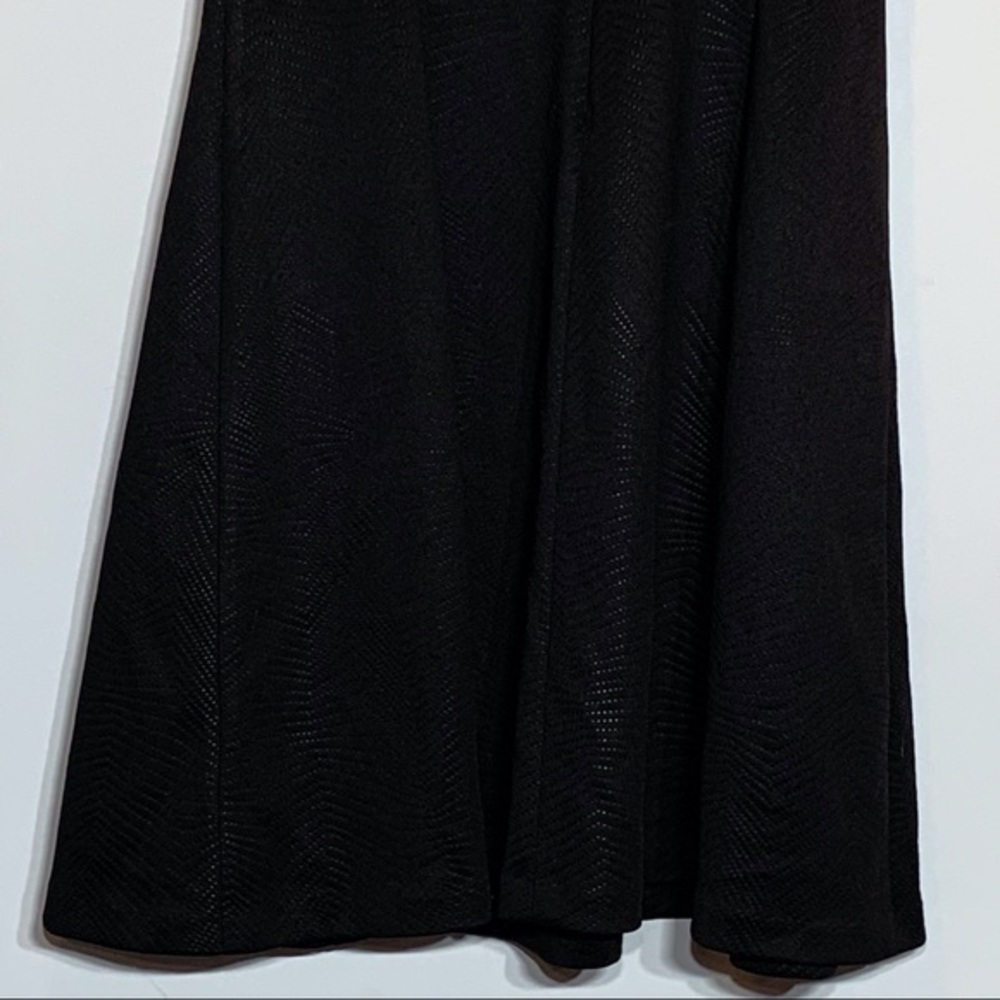 EUC Guess Black Illusion Back Textured Dress - Picture 5 of 8